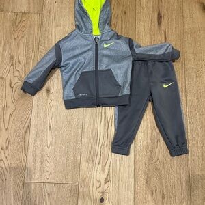 12m Nike Dri-FIT Gray and Neon Yellow Jacket